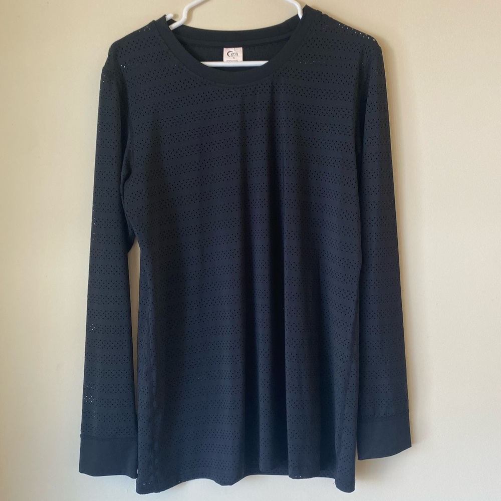Zyia Active Chill Black Perforated Long Sleeve Crew Neck Activewear Top